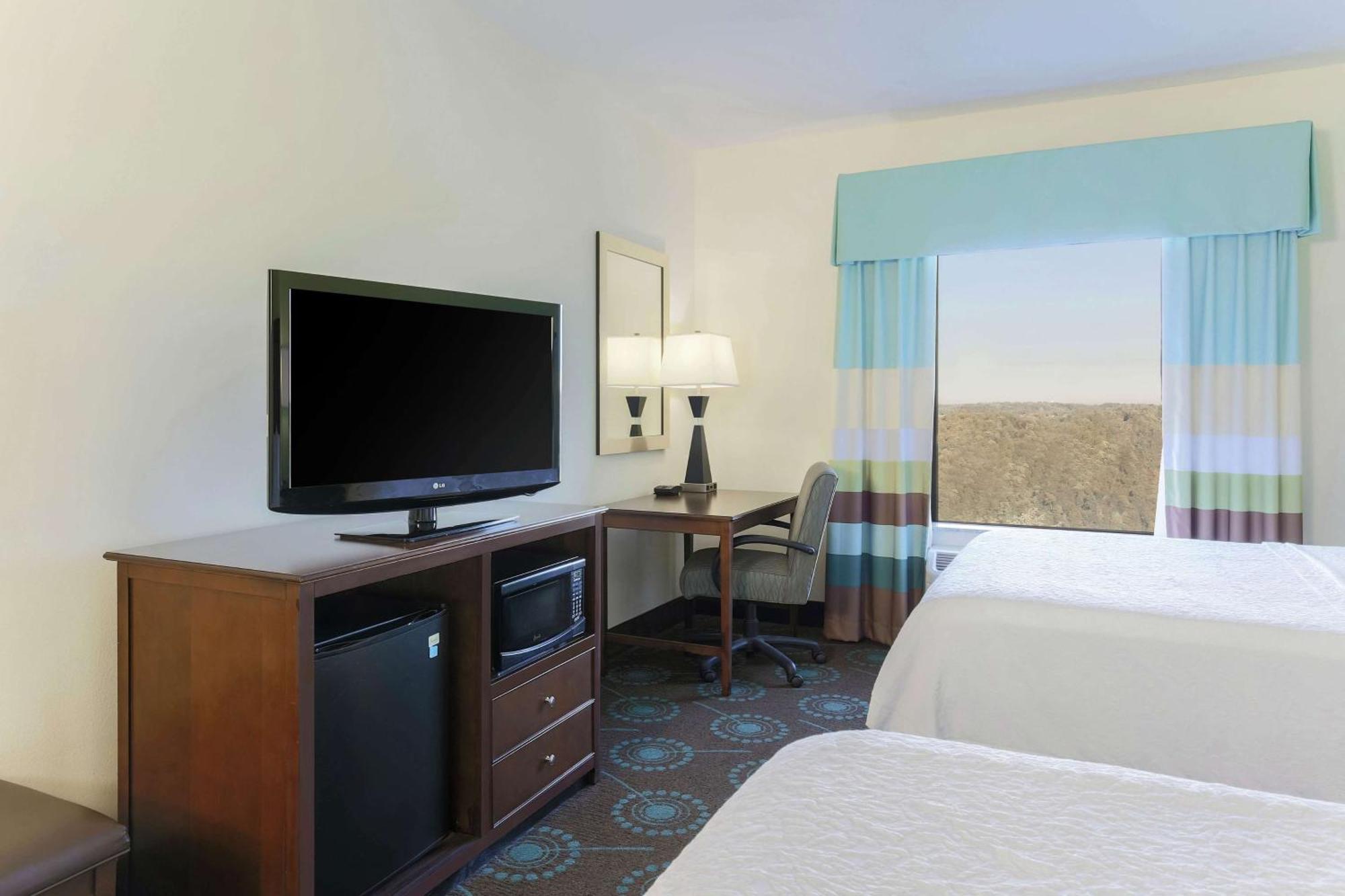 Hampton Inn & Suites Wheeling - The Highlands Triadelphia Exterior foto